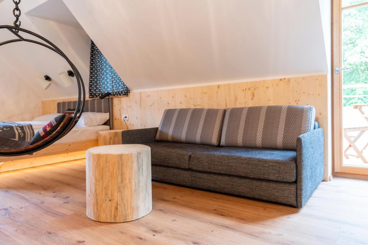 Guesthouse & Camping Danica Bohinj ภายนอก รูปภาพ