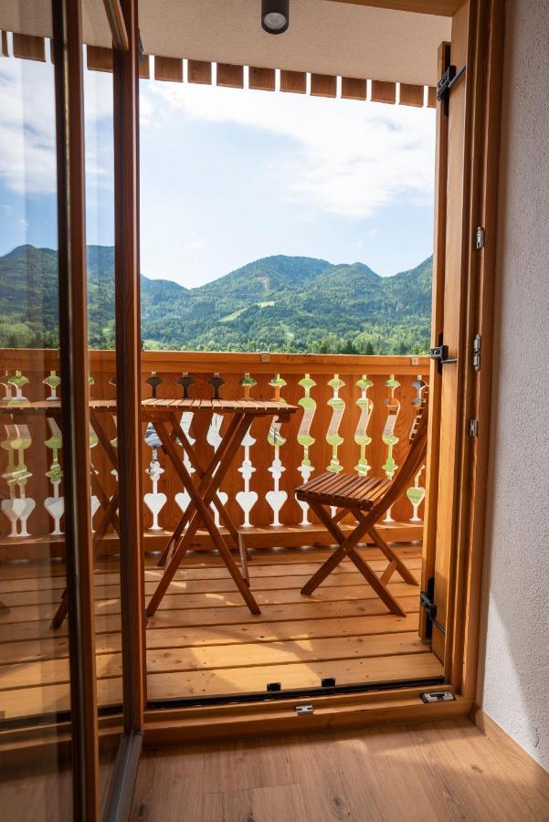 Guesthouse & Camping Danica Bohinj ภายนอก รูปภาพ