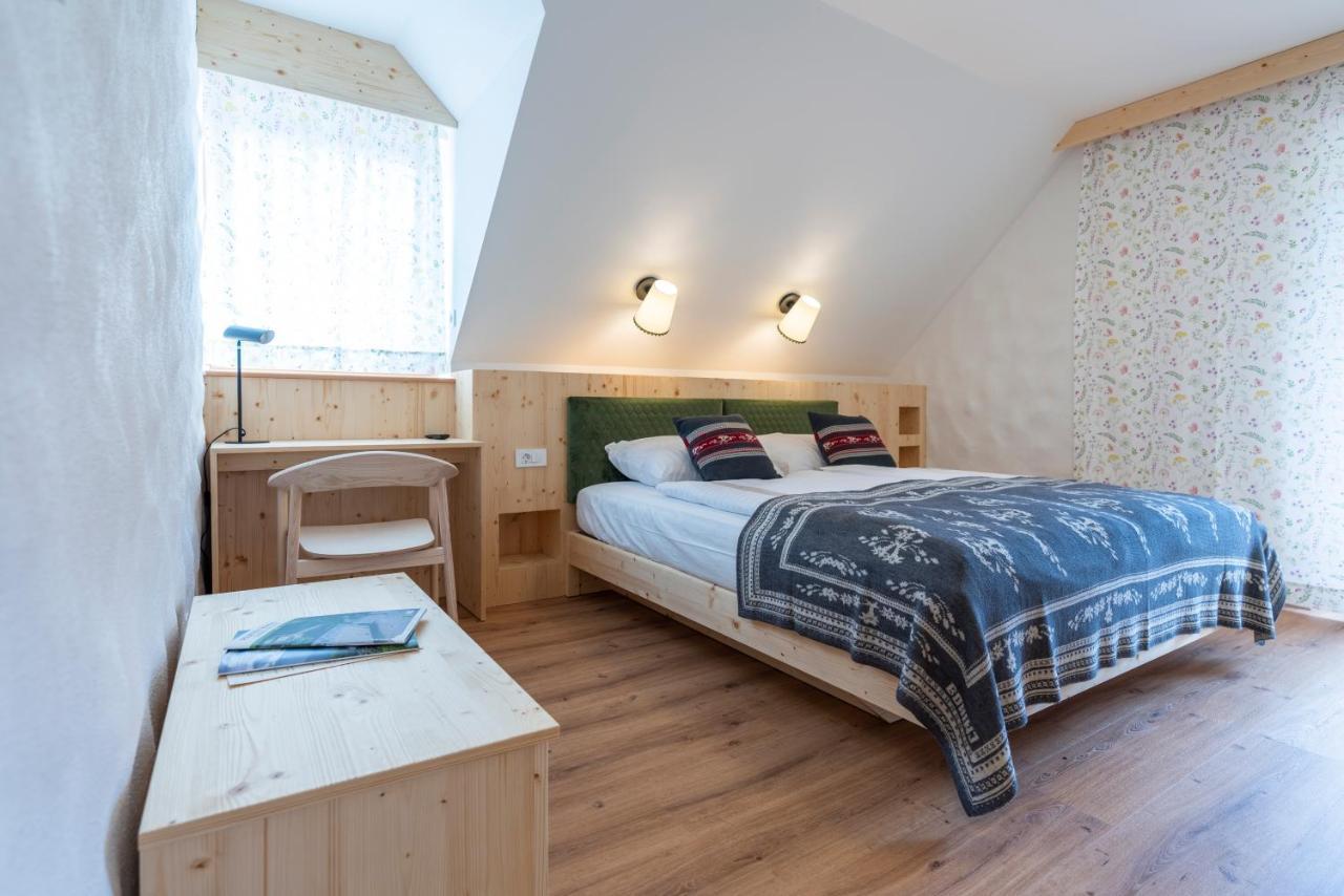 Guesthouse & Camping Danica Bohinj ภายนอก รูปภาพ