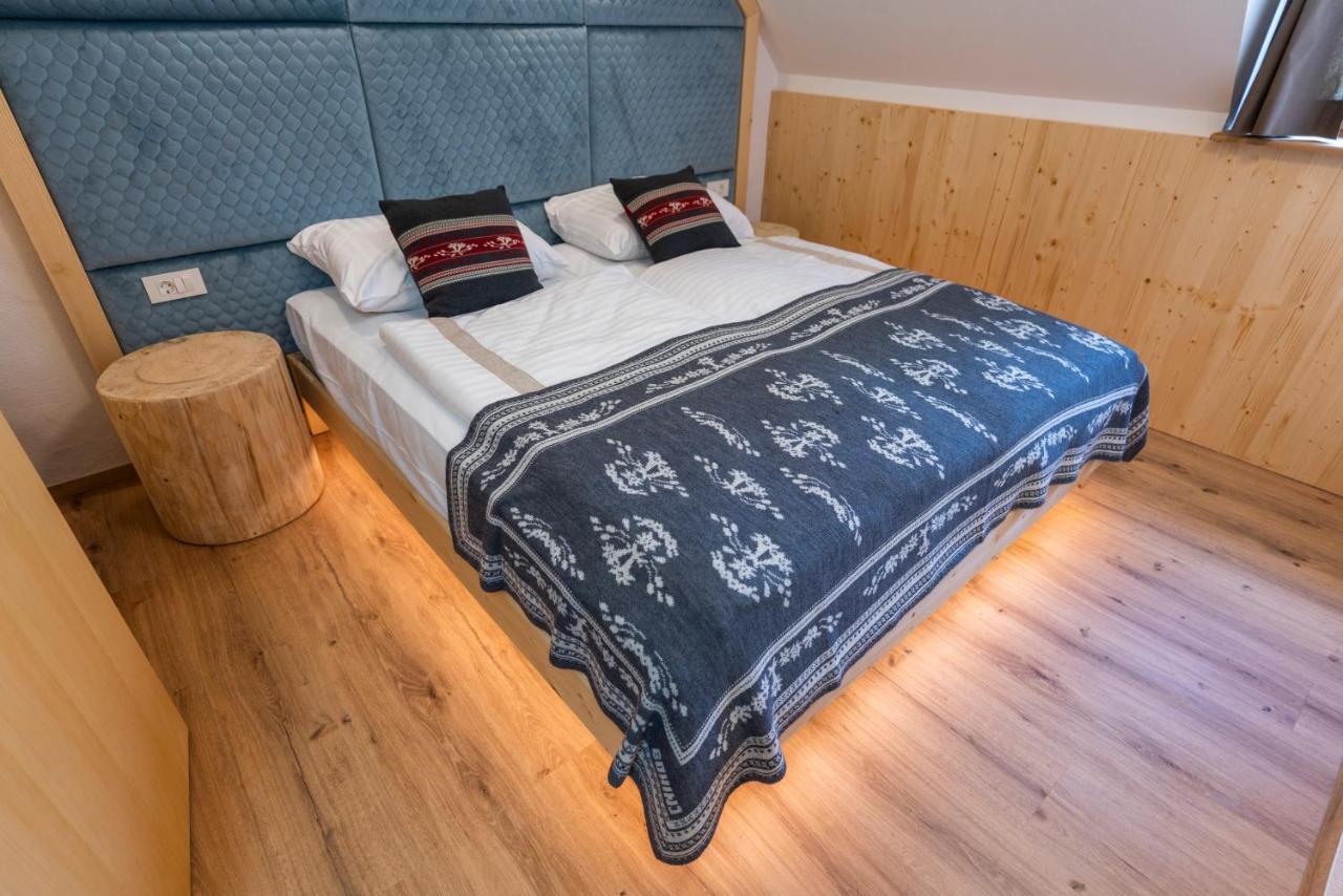 Guesthouse & Camping Danica Bohinj ภายนอก รูปภาพ