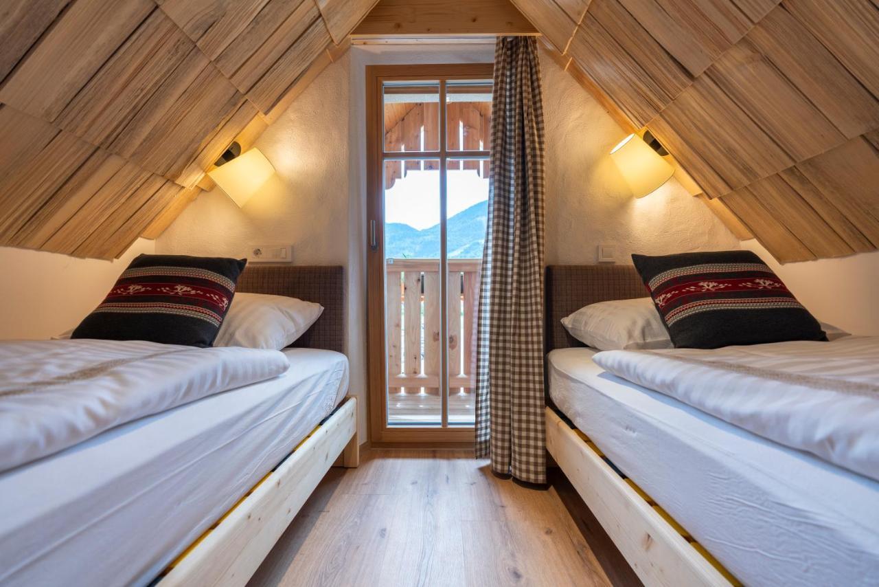 Guesthouse & Camping Danica Bohinj ภายนอก รูปภาพ