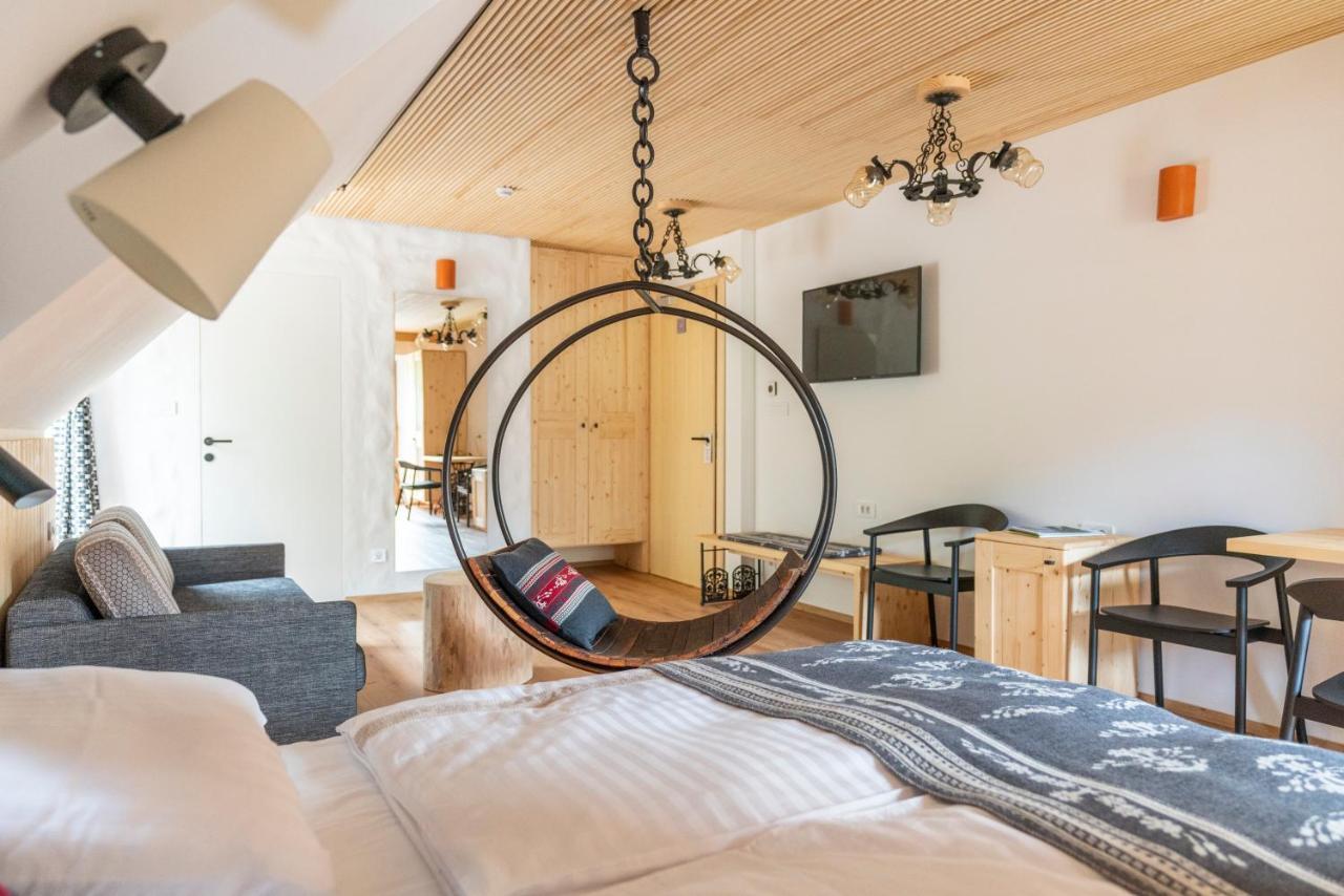Guesthouse & Camping Danica Bohinj ภายนอก รูปภาพ