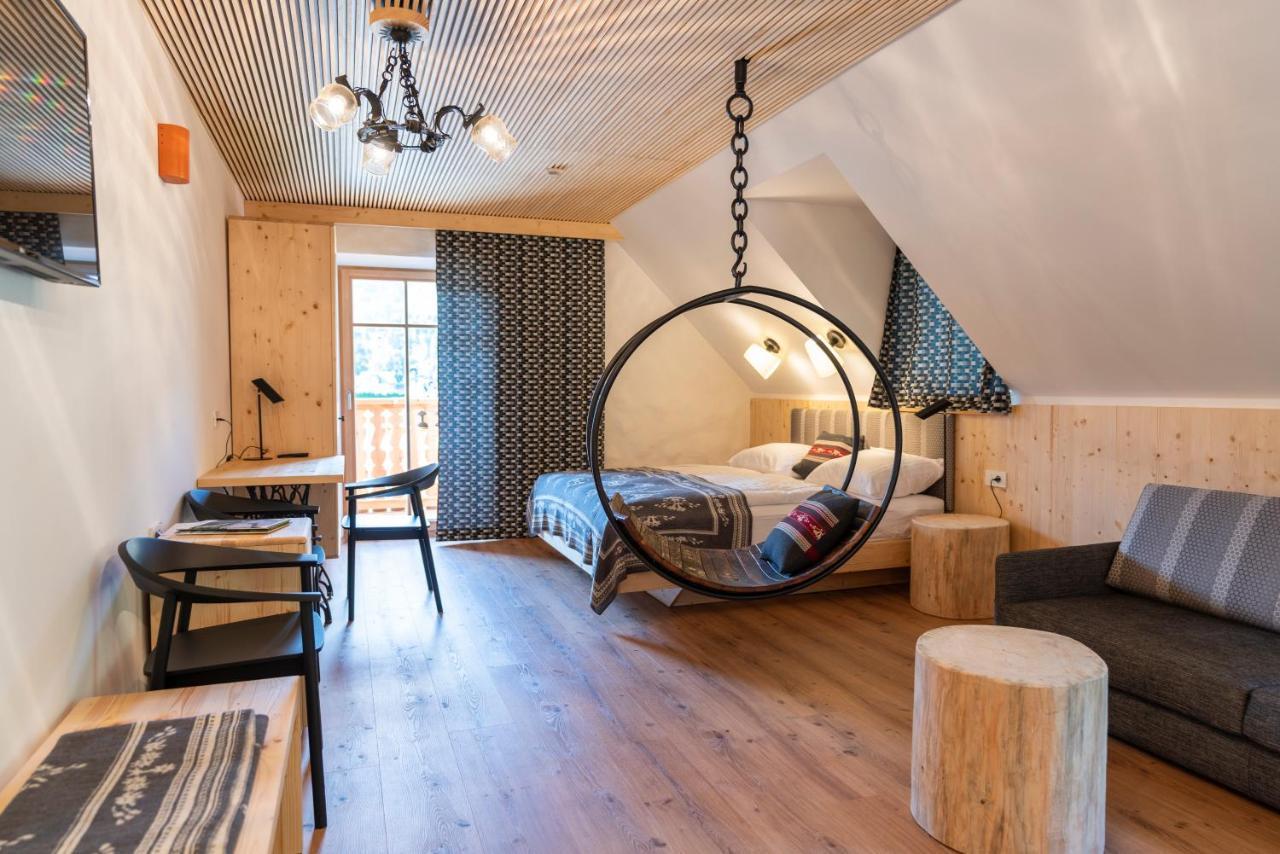 Guesthouse & Camping Danica Bohinj ภายนอก รูปภาพ