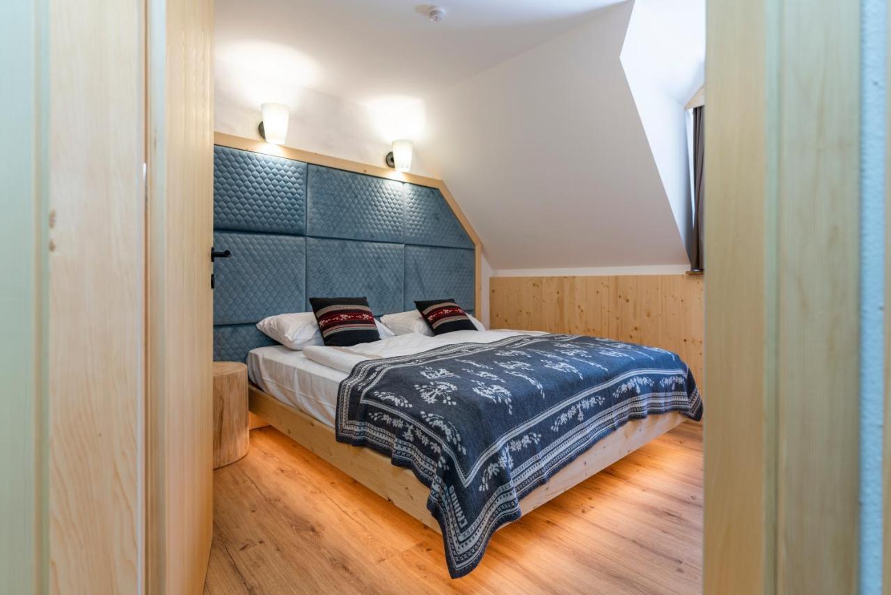 Guesthouse & Camping Danica Bohinj ภายนอก รูปภาพ