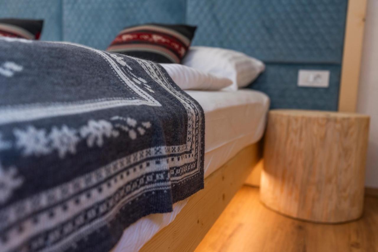 Guesthouse & Camping Danica Bohinj ภายนอก รูปภาพ