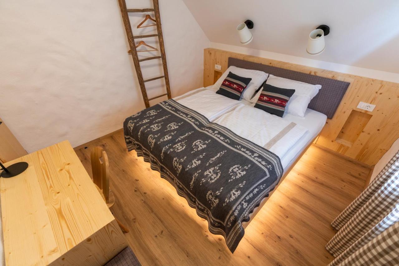 Guesthouse & Camping Danica Bohinj ภายนอก รูปภาพ