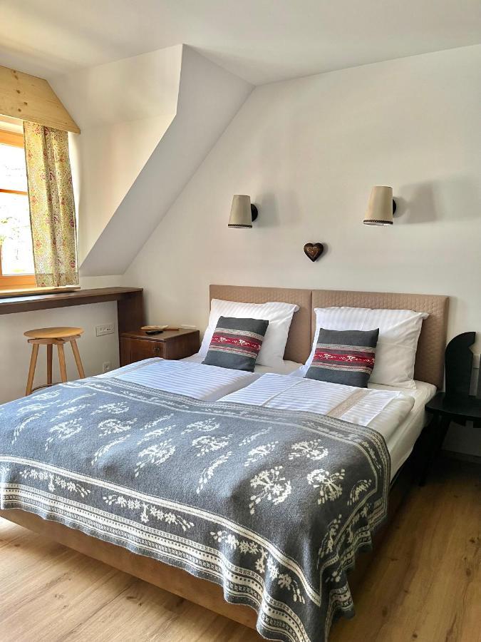 Guesthouse & Camping Danica Bohinj ภายนอก รูปภาพ